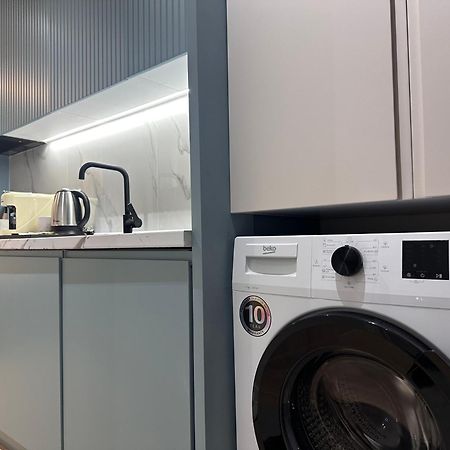 Luxurious Studio-Apartment ドゥラス エクステリア 写真